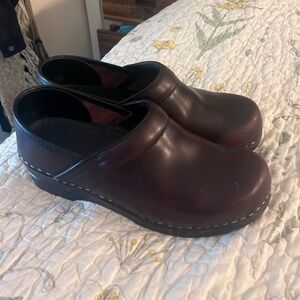 Dansko leather shoes